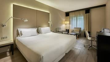 Minibar, in-room safe, desk, blackout curtains