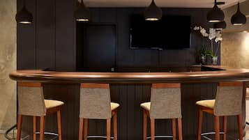 Bar (en el alojamiento)