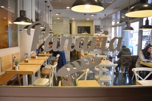Coffee shop - Erase un Hotel (Madrid)