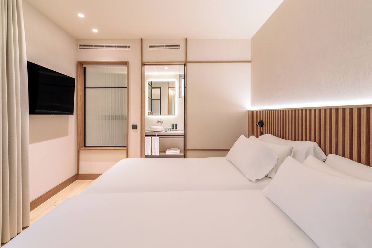 superior room | 1 bedroom, down duvets, minibar, in-room safe