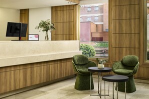 Lobby - iStay by NH Zaragoza Sport Hotel (Zaragoza)