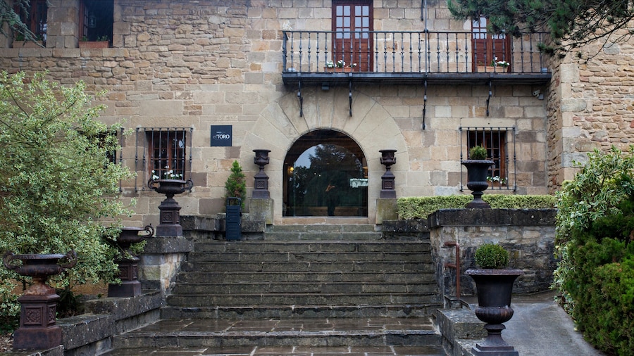 Hotel Luze El Toro