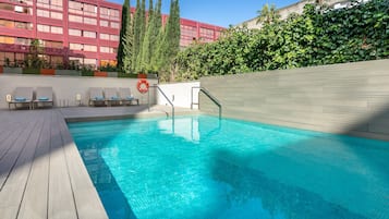 Seasonal outdoor pool