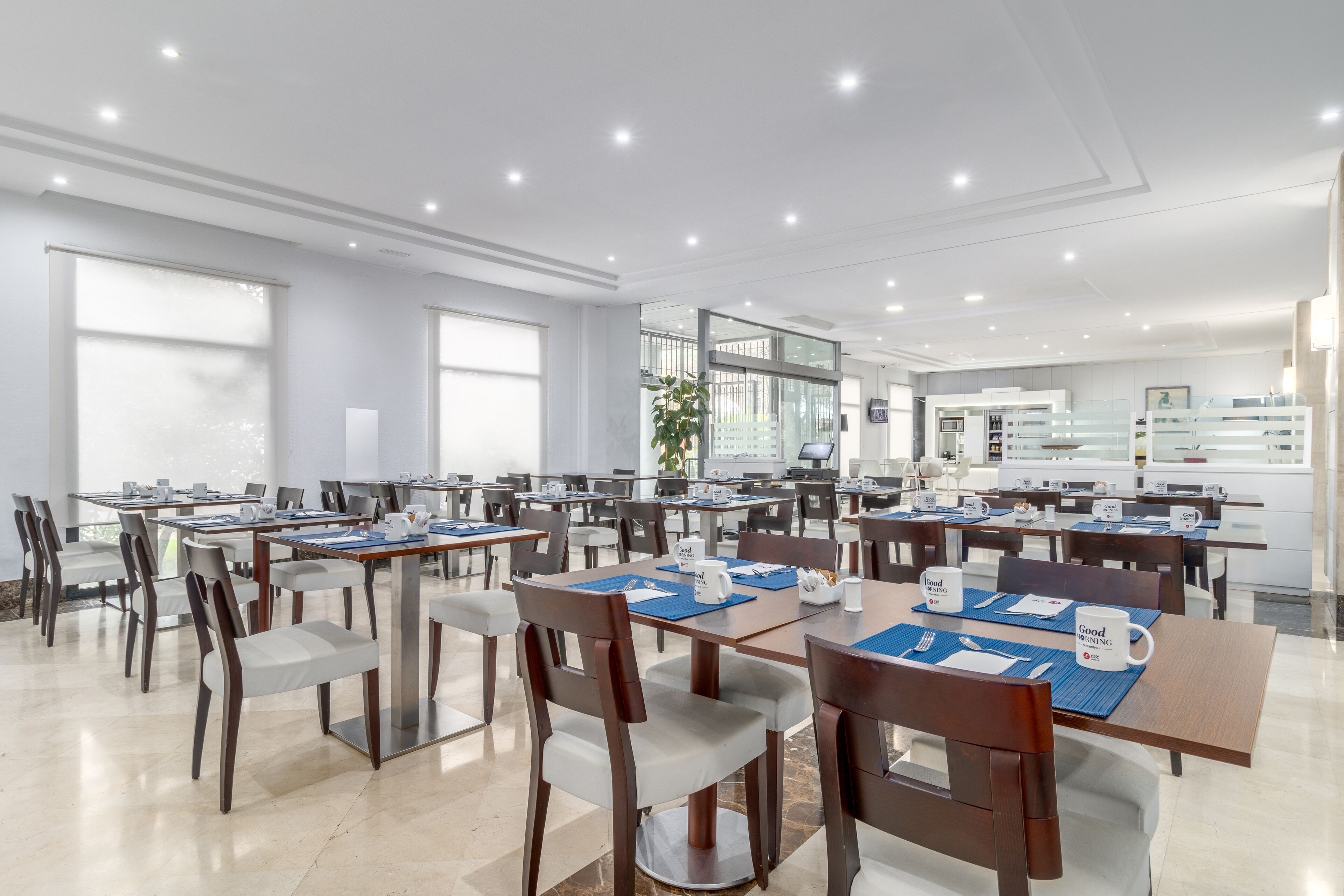 daily buffet breakfast for a fee