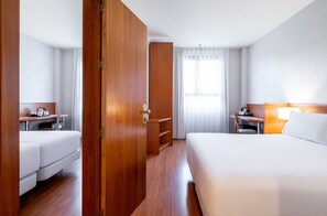 Minibar, két bảo mật tại phòng 