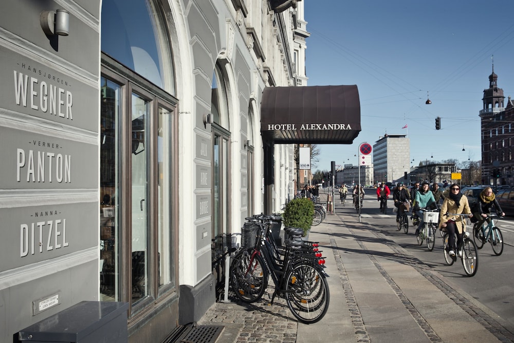 Hotel Alexandra by null