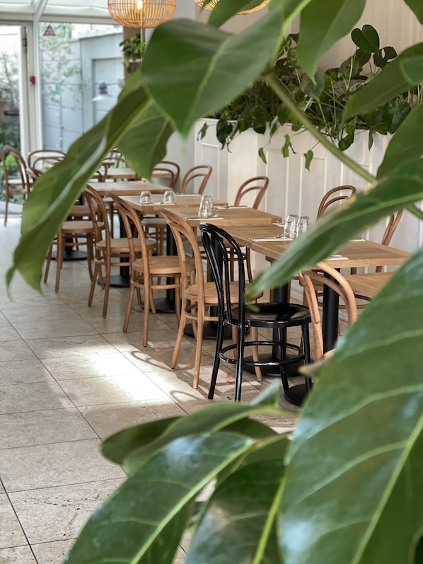 Déjeuner servi sur place