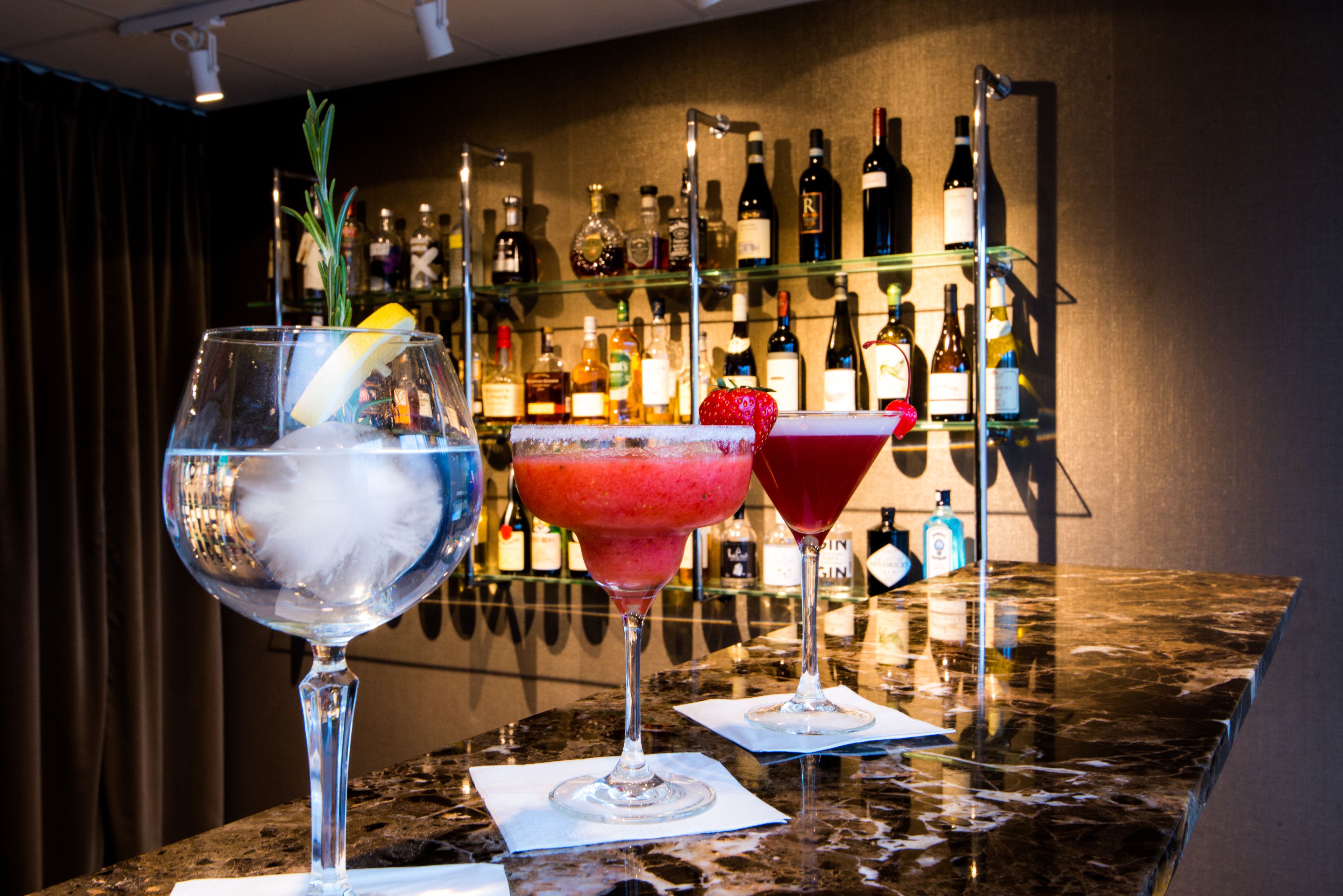 Bar (in der Unterkunft)
