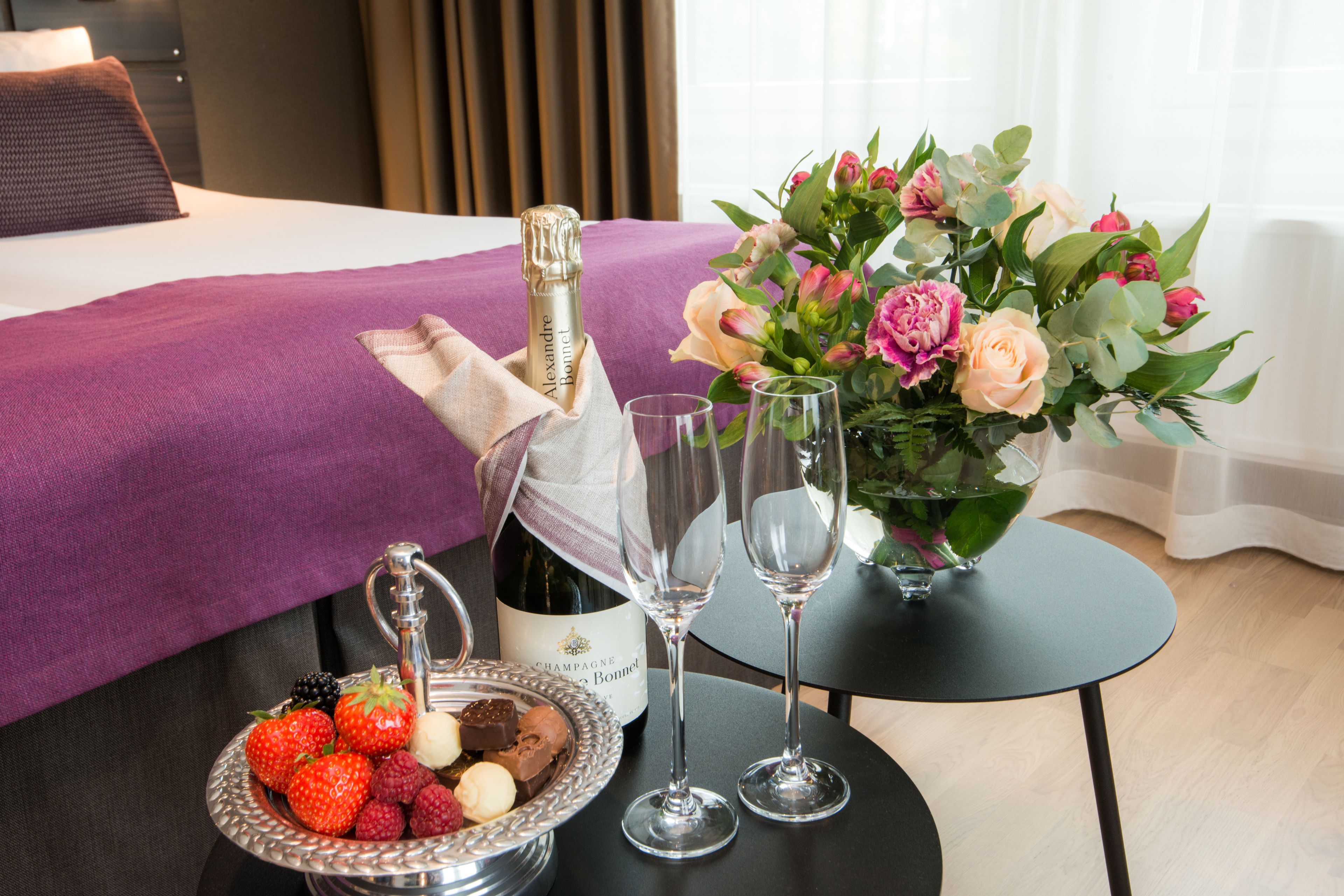 room service – dining