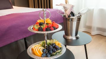 Room service – dining