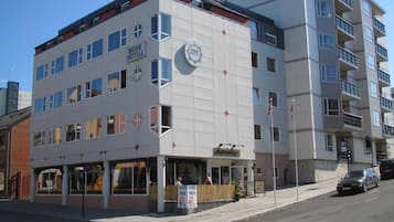 Fachada de la propiedad