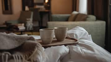 Deluxe Double Room | In-room safe, desk, laptop workspace, blackout drapes