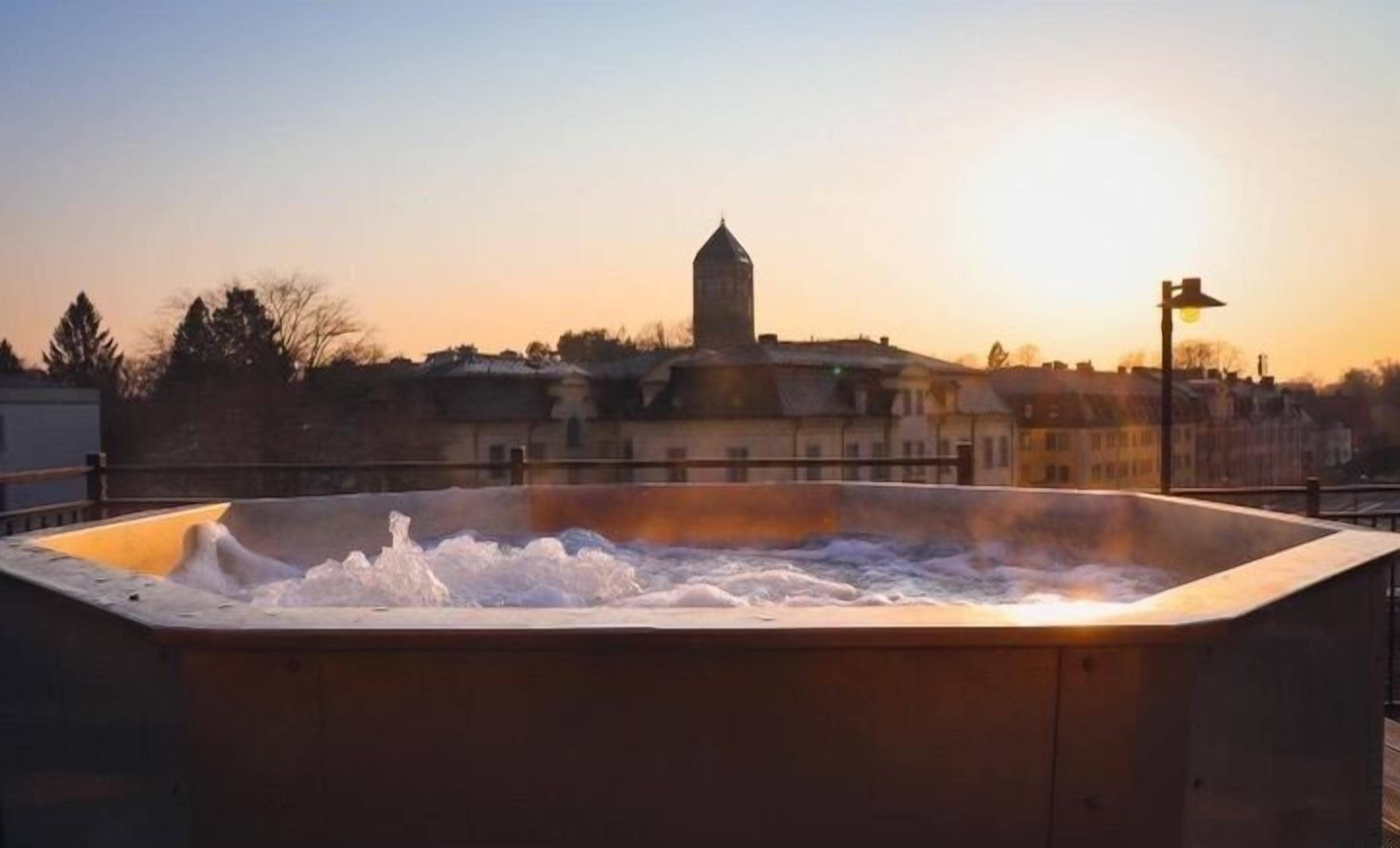 Pool auf dem Dach