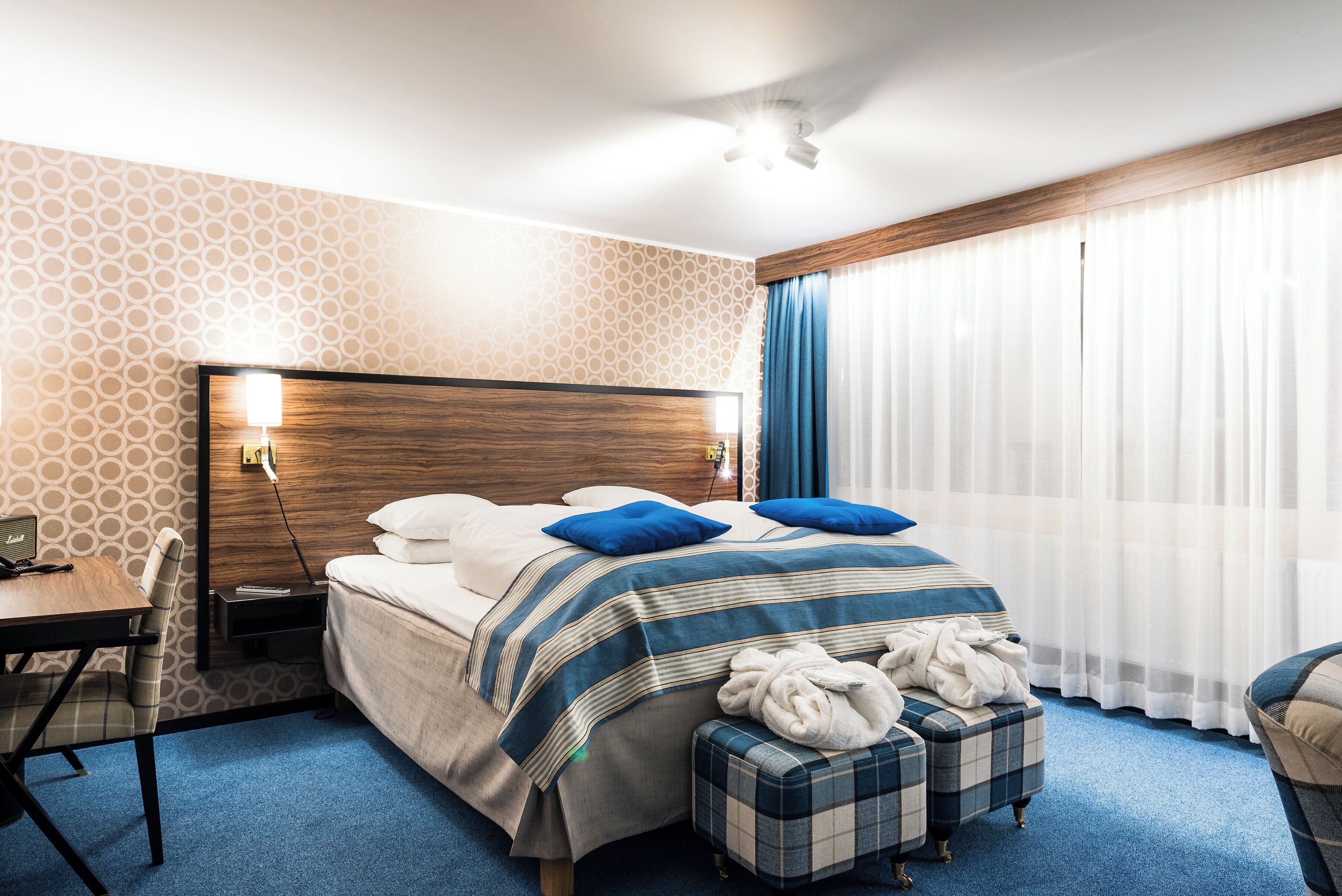 superior room, 1 king bed | in-room safe, desk, laptop workspace, blackout curtains