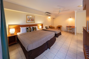 In-room safe, free WiFi, bed sheets