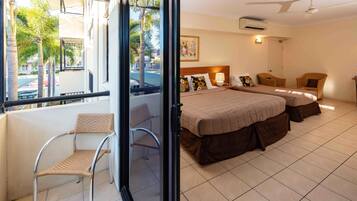 In-room safe, free WiFi, bed sheets