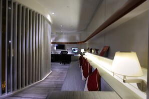 行政酒廊