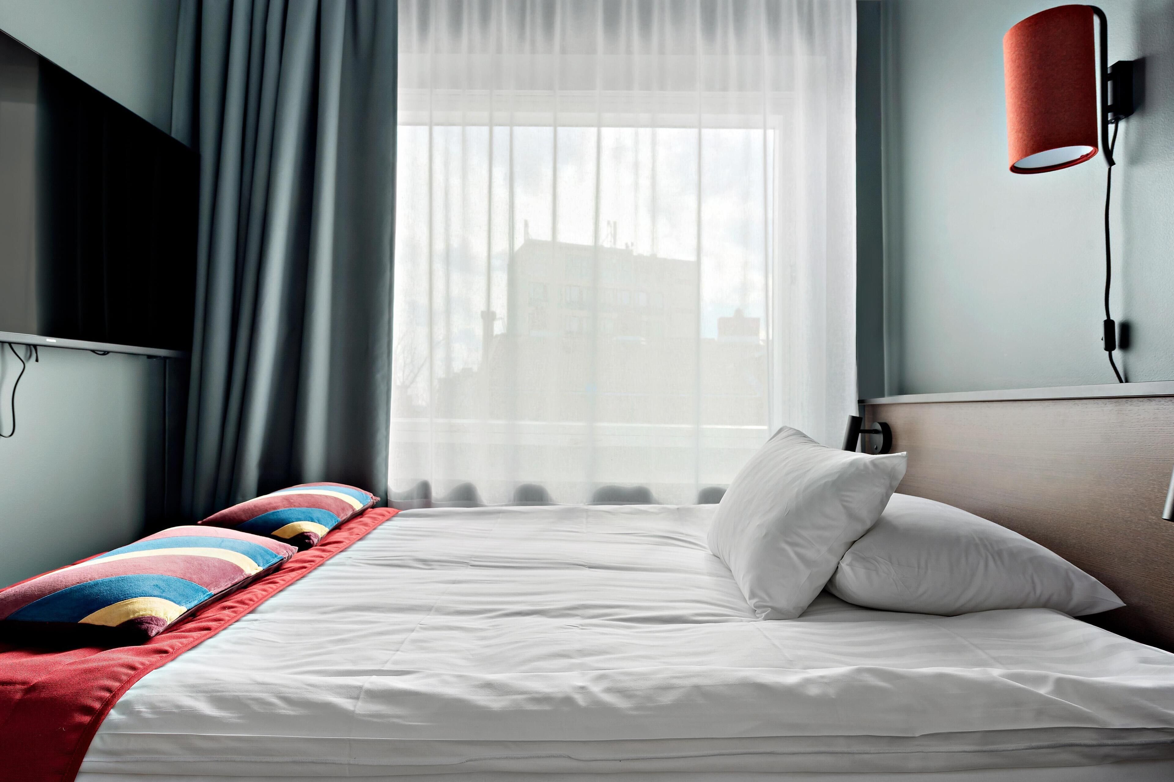 Habitación superior, 1 cama Queen size, para no fumadores | Ropa de cama de alta calidad, camas con pillow-top y minibar 