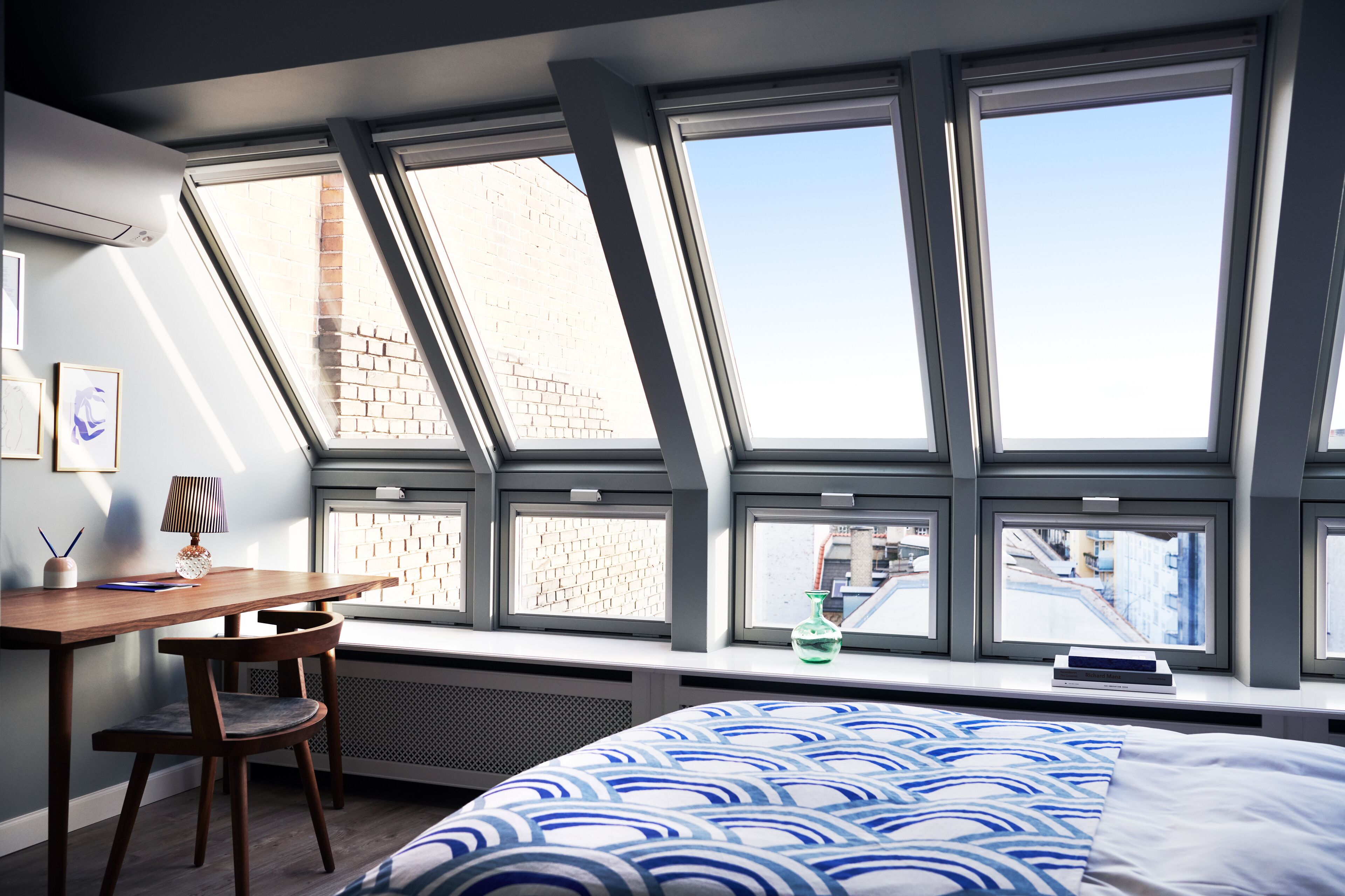 standard single room | 1 bedroom, hypo-allergenic bedding, minibar, individually decorated