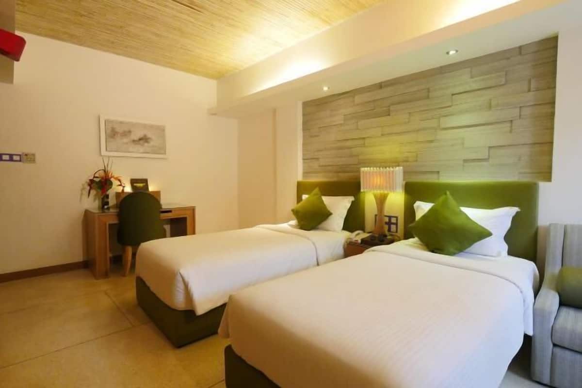 1 Schlafzimmer, Minibar, Zimmersafe, Schreibtisch