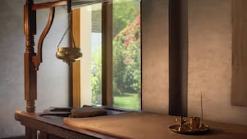 Couples treatment room(s), steam room, body treatments