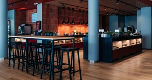 Breakfast and lunch served - Tallink Express Hotel (Tallinn)
