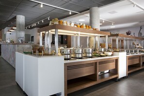 Daily buffet breakfast (EUR 16 per person)