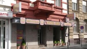 Uklassifisert bilde, 2 av 27, knapp