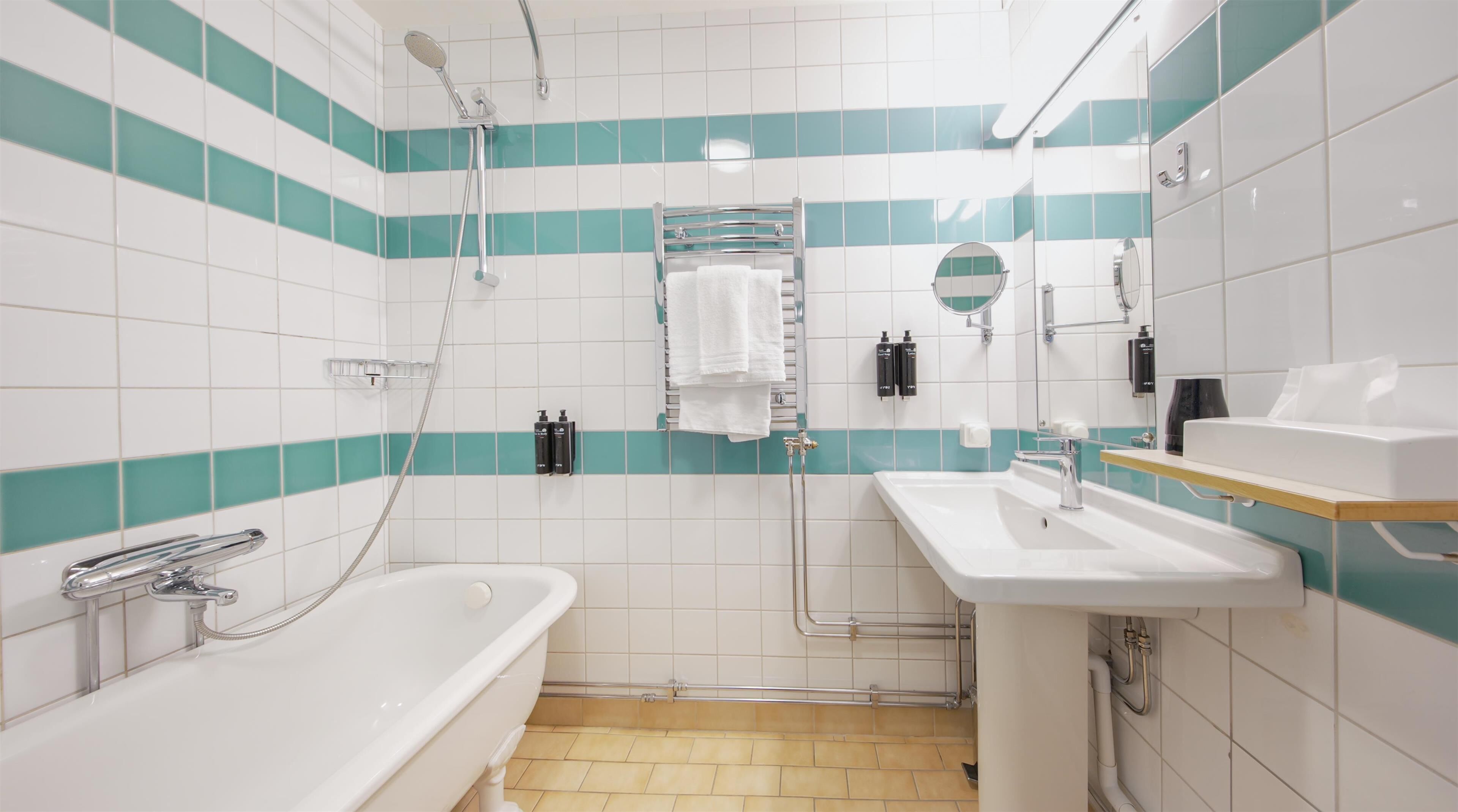 1 bedroom, in-room safe, individually decorated, desk