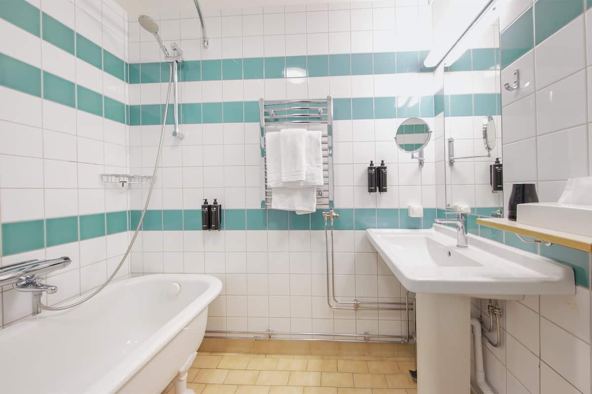 1 bedroom, in-room safe, individually decorated, desk