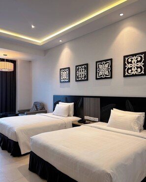 Minibar, in-room safe, desk, soundproofing - Bangi Resort Hotel (Bandar Baru Bangi)