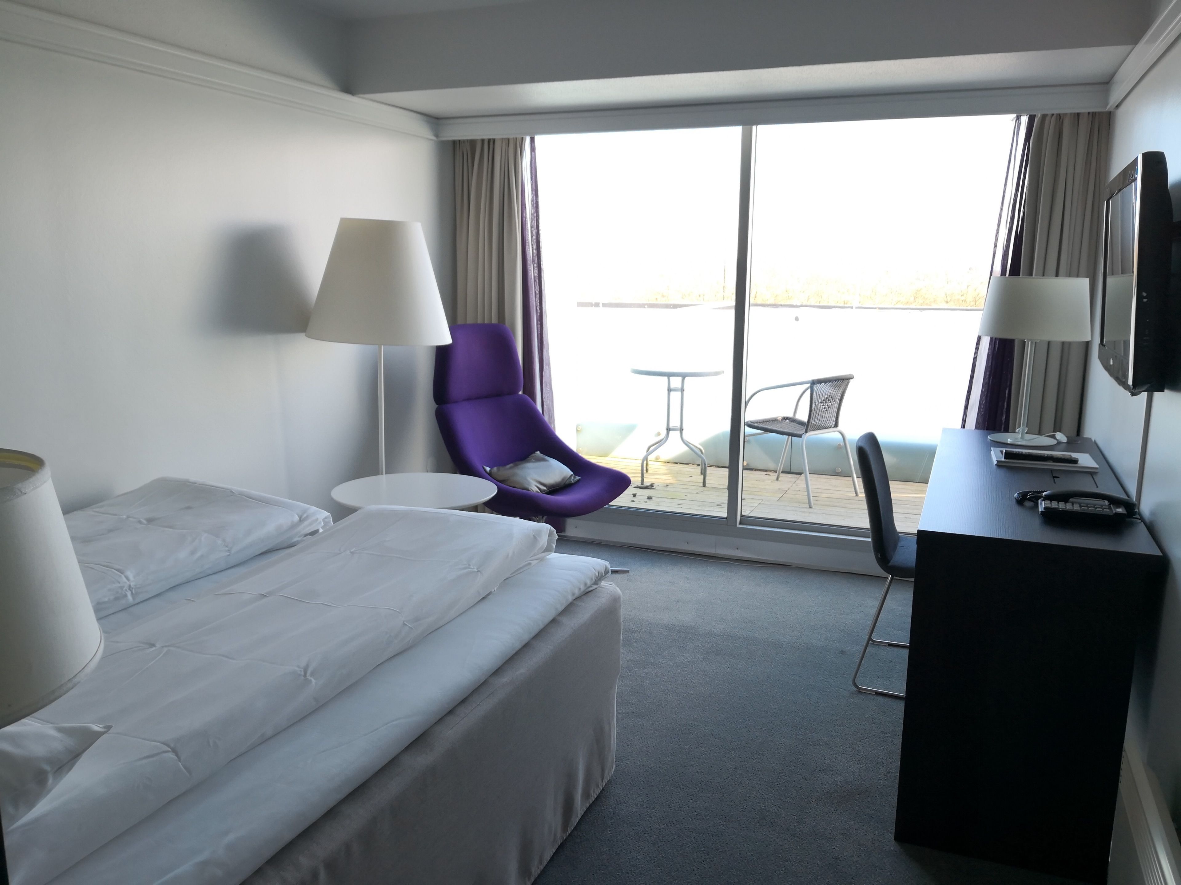 Habitación económica doble | Balcón