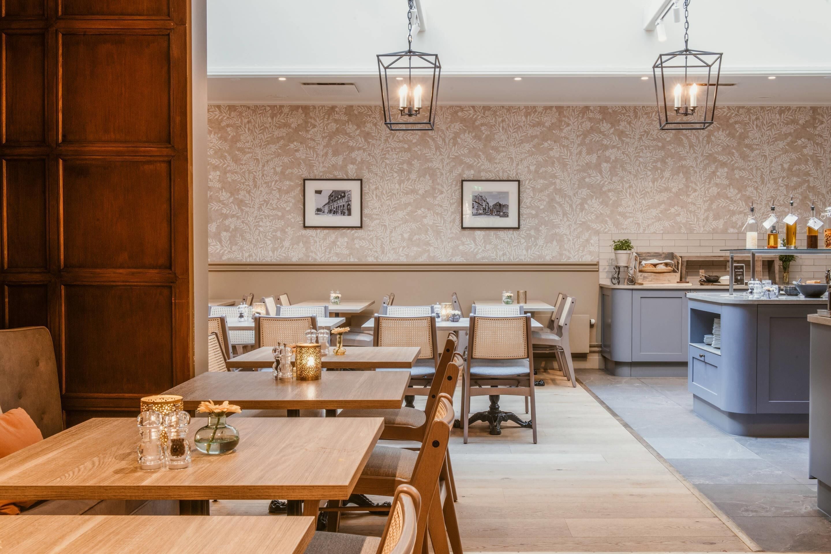 用餐