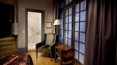 Home Hotel Bastion