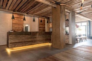 Reception - Ammersee Hotel (Herrsching am Ammersee)