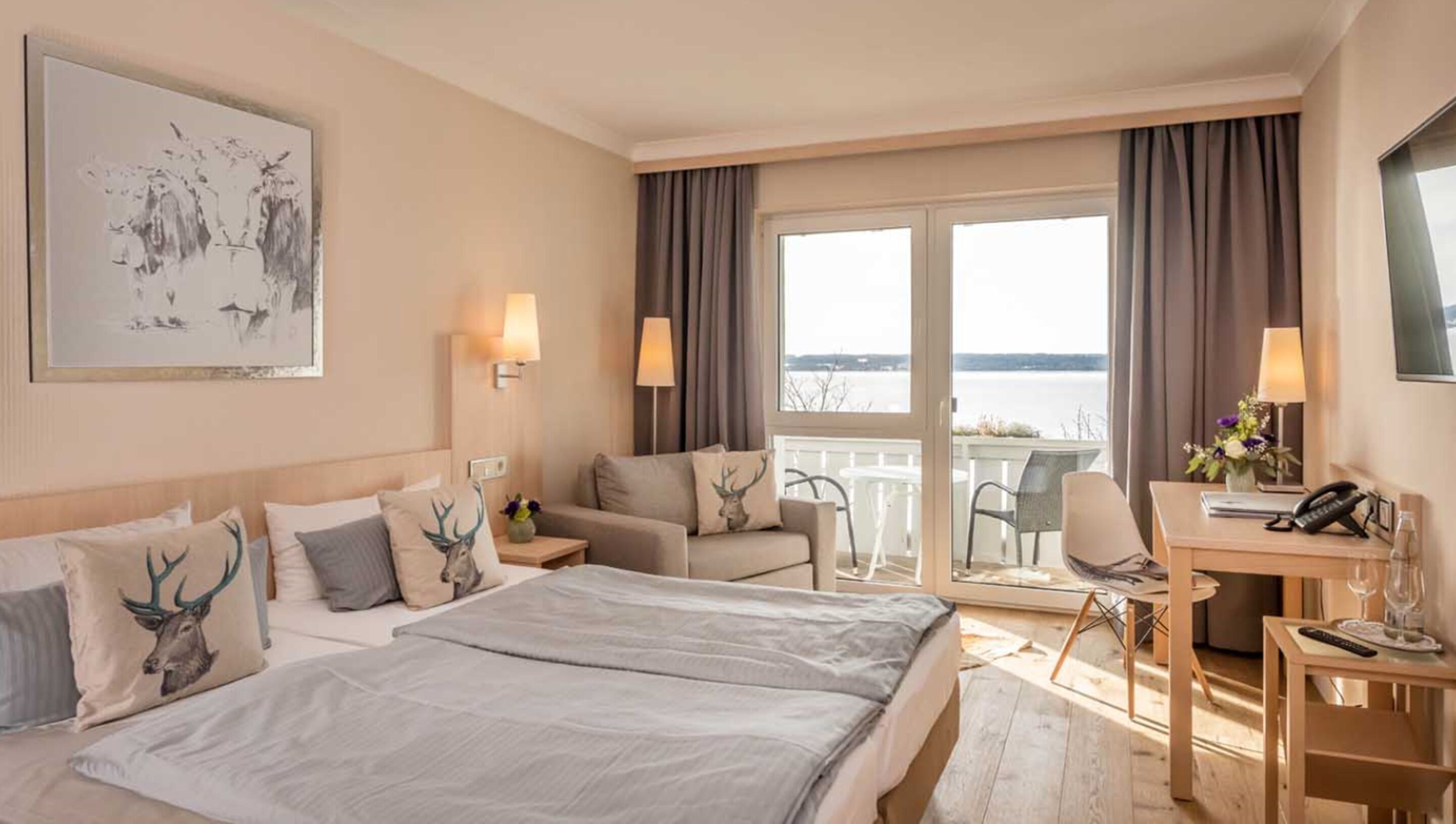 Chambre Double Standard, balcon, en bord de lac