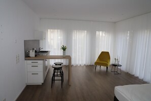 Superior-Studio | Wohnbereich | Flachbildfernseher
