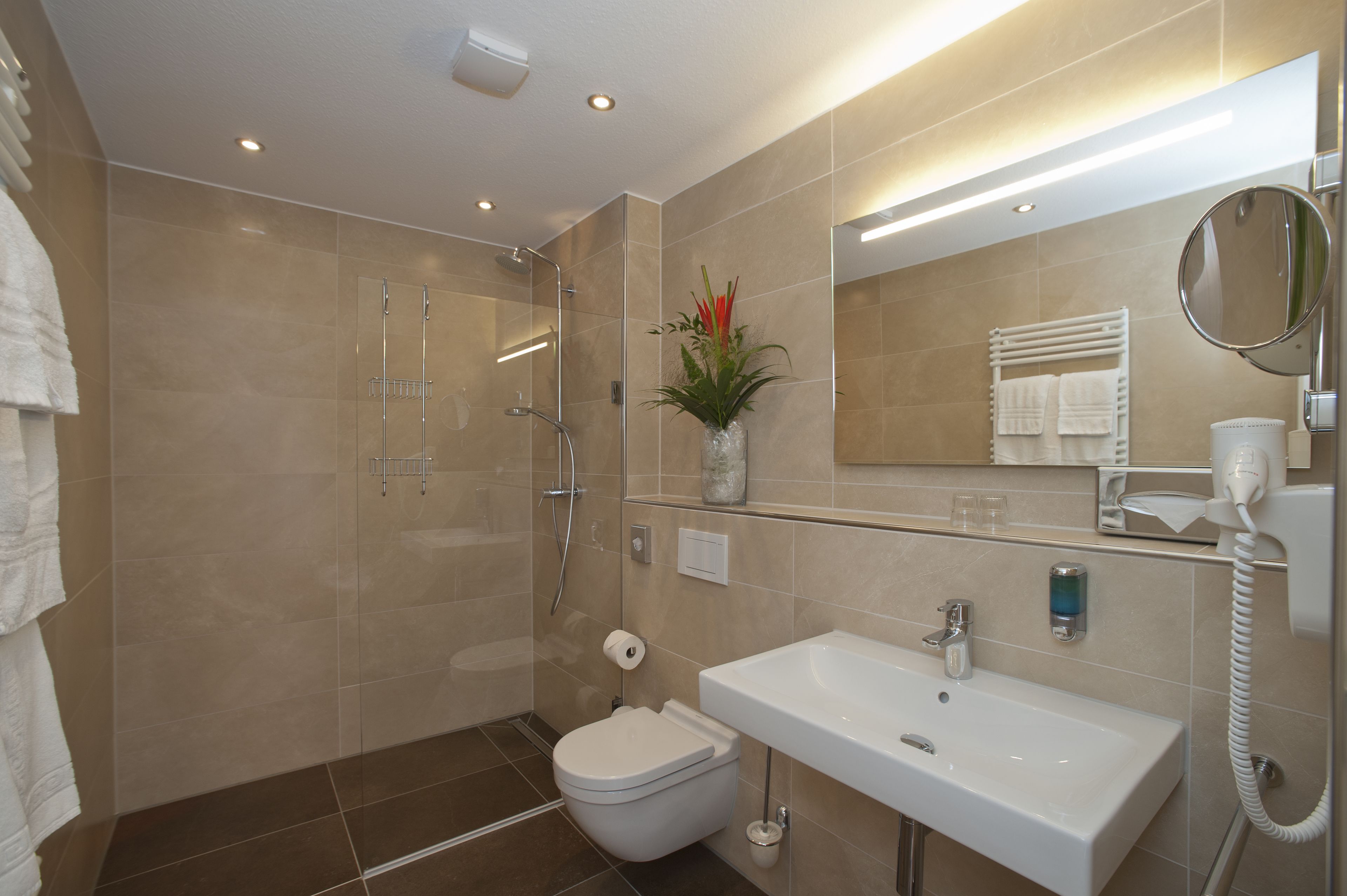 comfort double or twin room | bathroom | hair dryer, towels, soap, shampoo