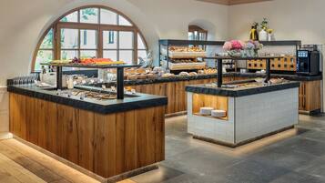 Free daily buffet breakfast