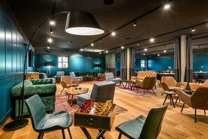 2 barer/lounger og lobbylounge