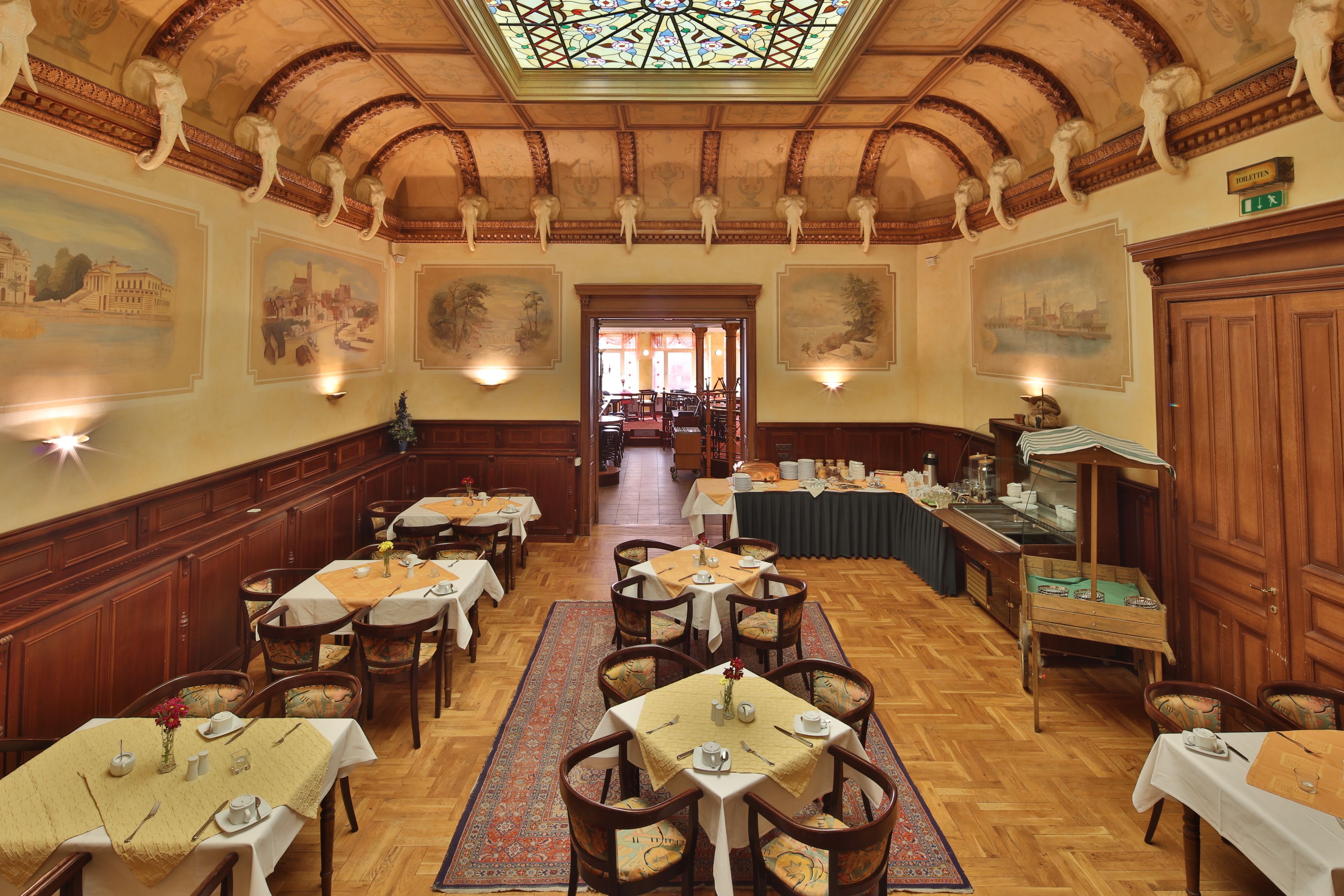 Desayuno buffet incluido todos los días 