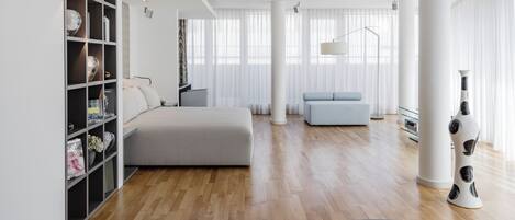 Superior Suite (Mandala) | Premium bedding, down comforters, minibar, in-room safe
