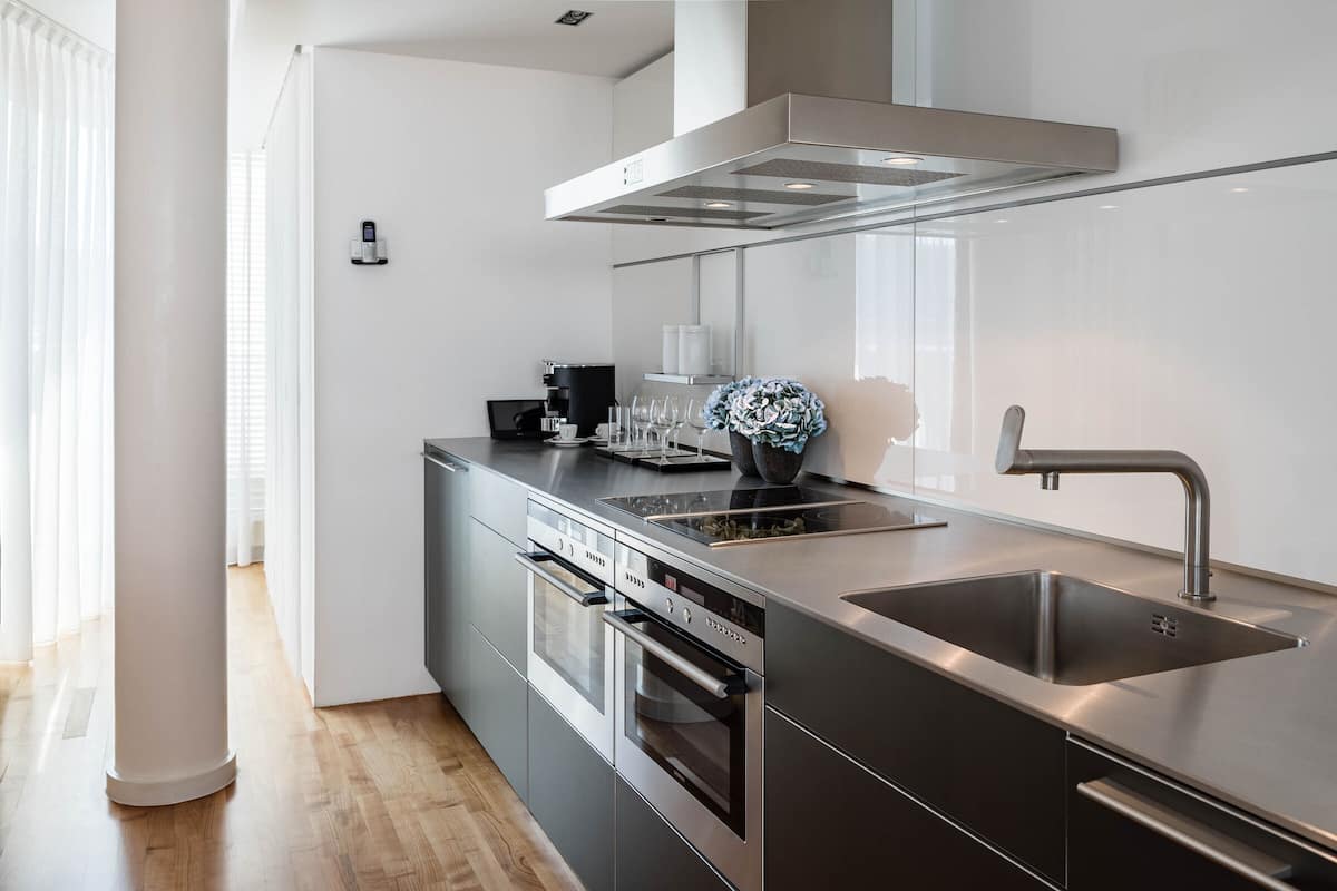 fridge, coffee/tea maker, cookware/dishes/utensils