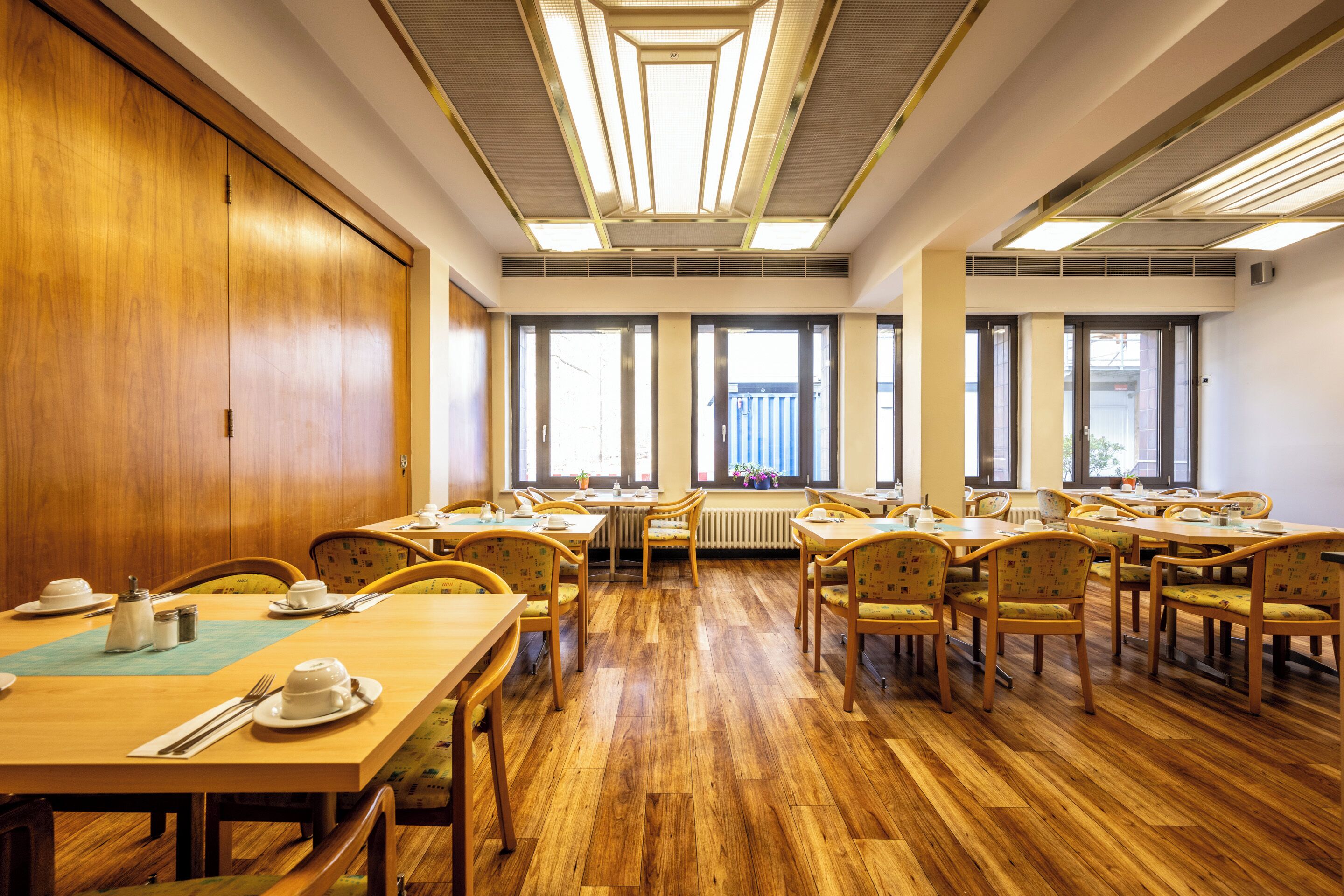 Tägliches inbegriffenes Frühstücksbuffet