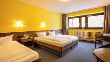 Triple Room | In-room safe, individually furnished, desk, blackout curtains