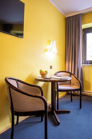 Triple Room | In-room safe, individually furnished, desk, blackout drapes