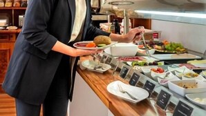 بوفيه فطور يوميًا مقابل رسوم