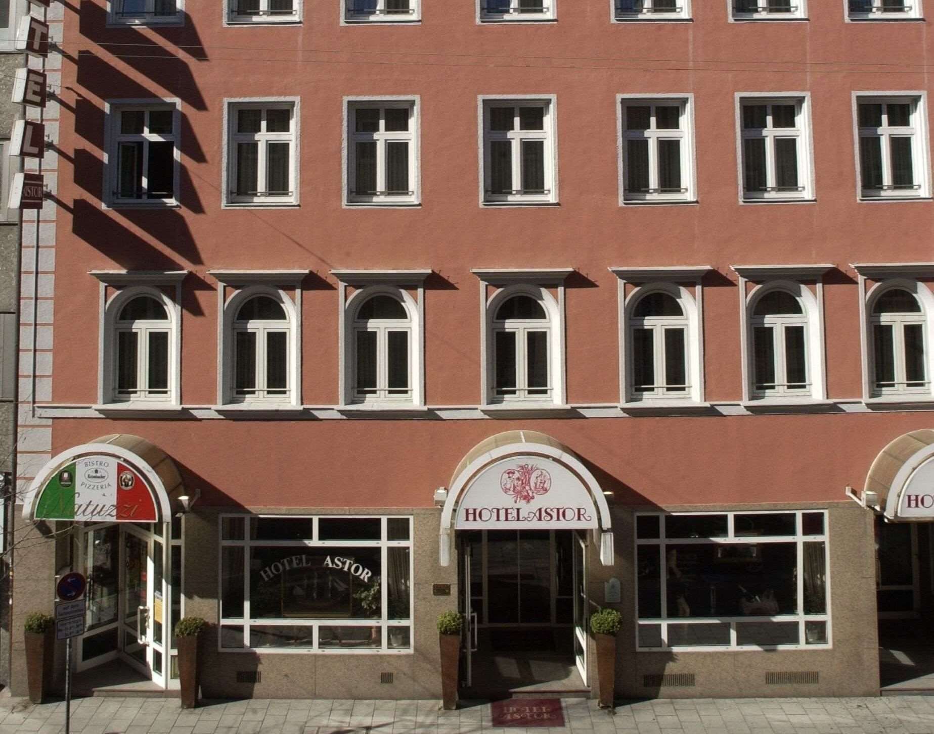 Photo - Hotel Astor
