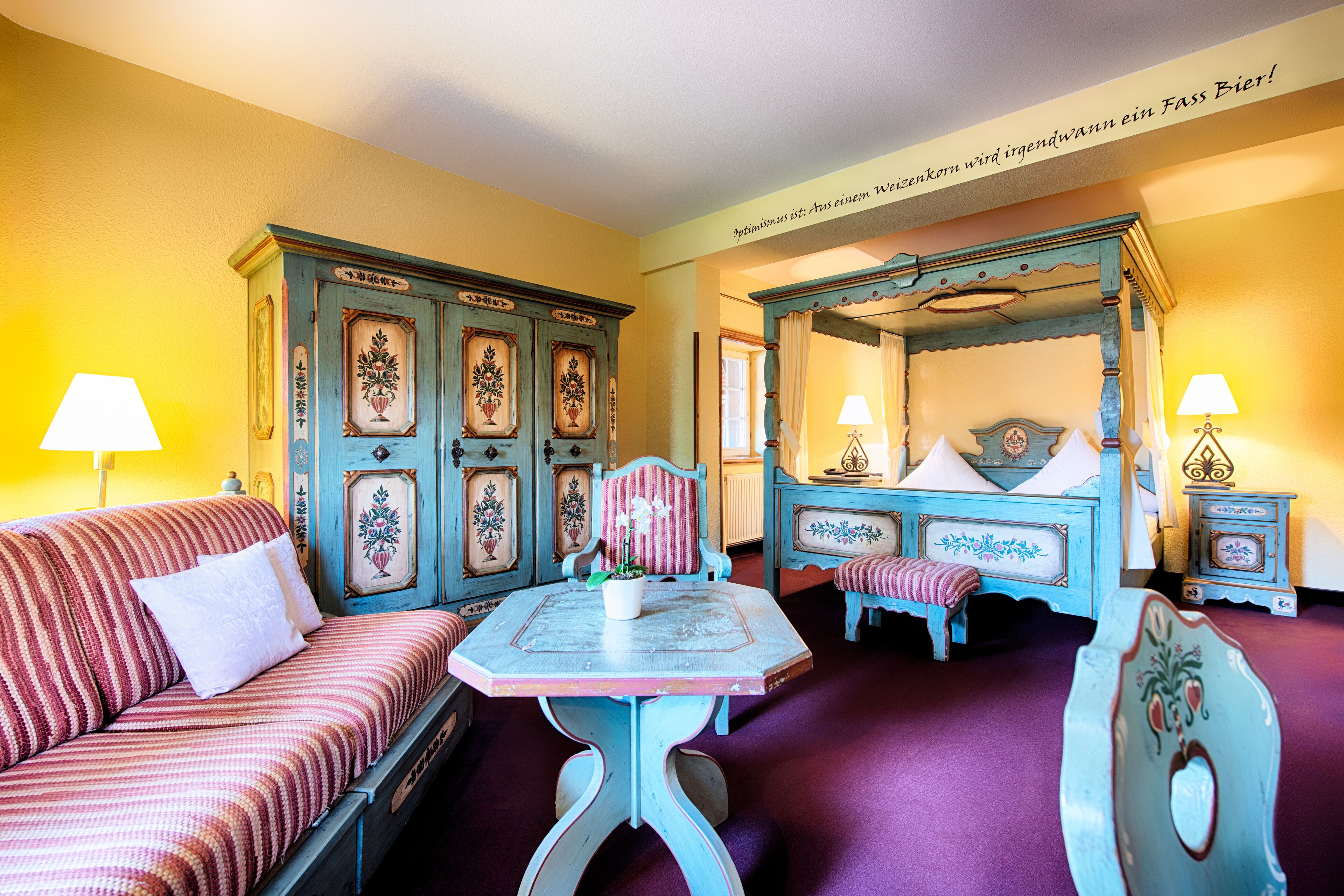 junior suite | laptop workspace, free wifi, bed sheets