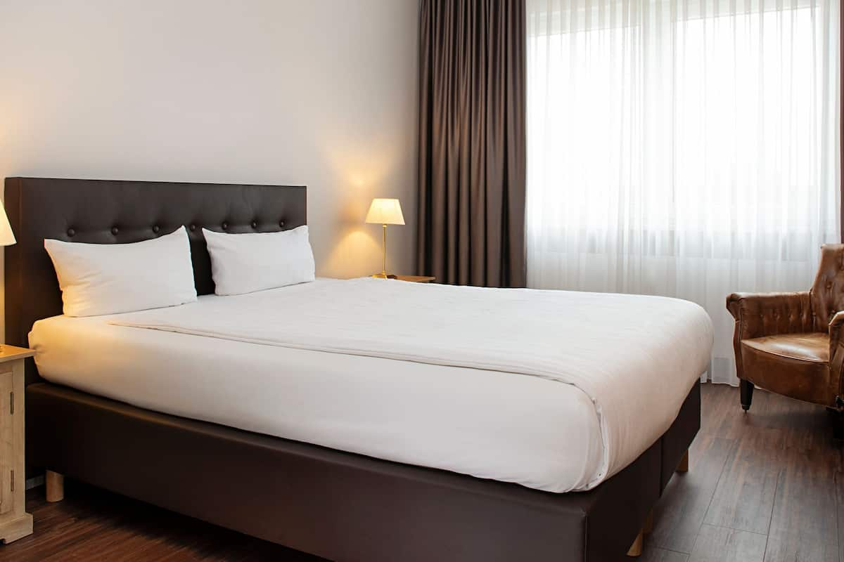 Superior Double Room | Hypo-allergenic bedding, in-room safe, individually decorated, desk